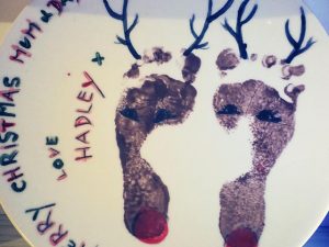 Paint a Plate - Christmas Pottery Painting in Devon